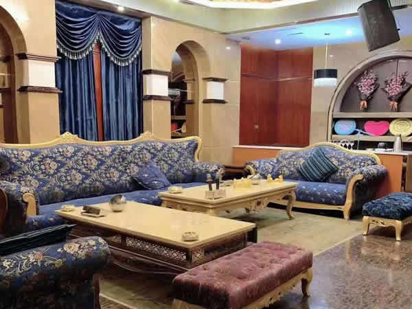 鄂尔多斯高端夜总会招聘男模-上班自由，穿自己衣服，日结职位封面